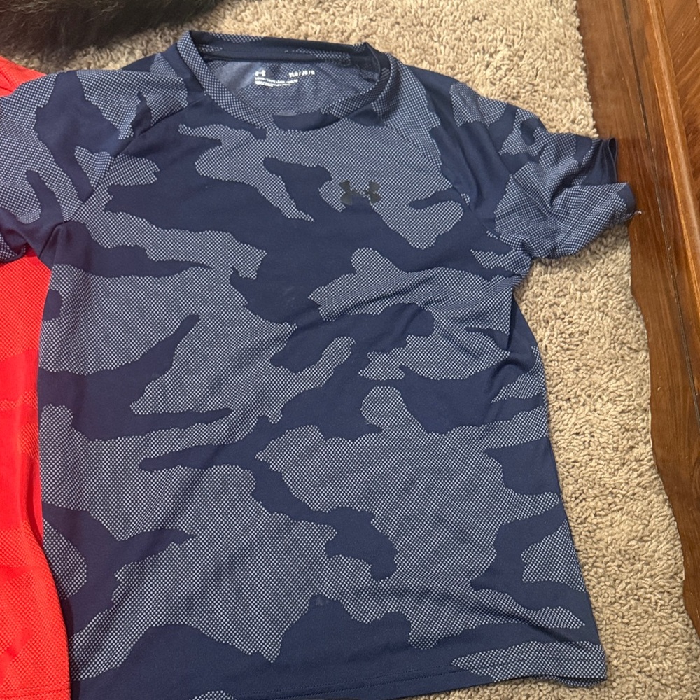 Under Armour Kids Blue Camo and red Tee ( sold together)